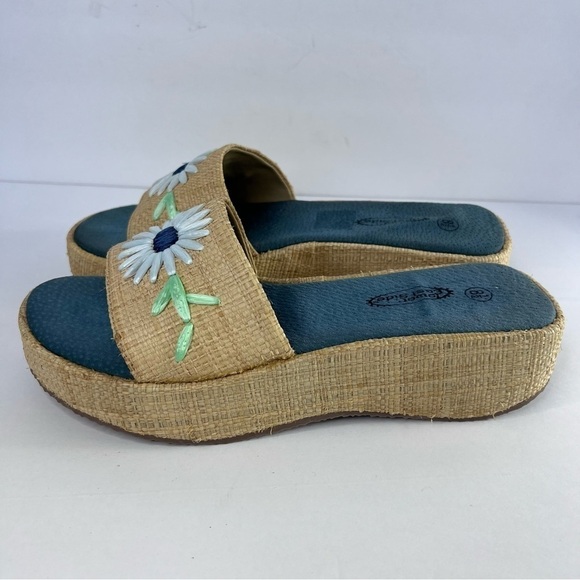 Vintage Straw Flower Slides, Embroidered Daisies, Y2K platform Sandals 8.5 - Picture 6 of 9